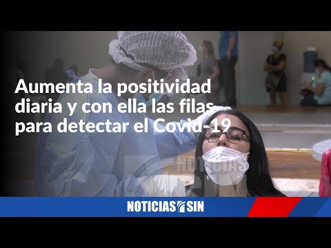 Tras asueto de Año Nuevo, personas hacen filas para detectar el covid