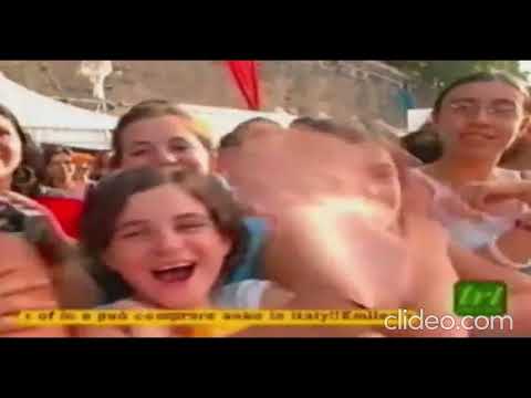 dressedtokisstribute