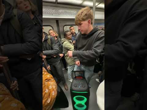 Brr Brr patapim ๐ฆนโโ๏ธ #tanzen #brrbrrpatapim #backflip #fyp #shorts