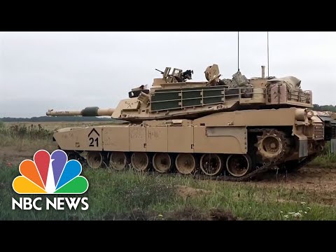U.S. to send tanks to Ukrainian military amid its corruption scandal