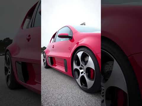 ¡El Volkswagen Golf GTI cumple 50 años! #cochesnet #coches #vw #volkswagen #vwgolfgti #shorts