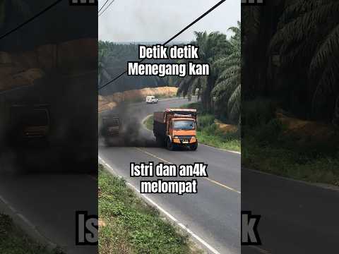 Detik detik truk gagal nanjak#tonton video panjang nya baru komen ya bos ku