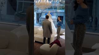 مکرم برای مردی که عاشقشه لباس دامادی انتخاب میکنه