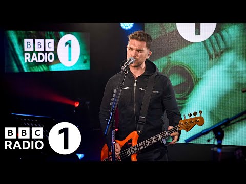 Royal Blood - Figure It Out in the Live Lounge