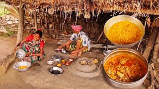 HILSHA FISH VAPA and CARROT DAL cooking for lunch by santali tribe old aouple
