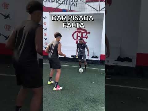 Formas de irritar seu adversário #futebol #futsal #dicas #tutorial #shorts