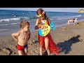 Understanding 'La playa de la Sagrada Familia'