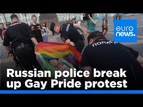 Russian police break up Gay Pride protest in St Petersburg | euronews 🇬🇧