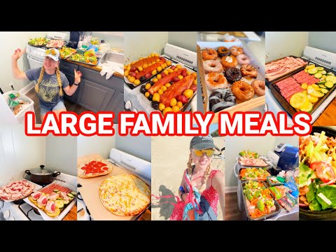 LARGE FAMILY MEALS ON VACATION 🏖 EASY RECIPES, Sheet Pan Breakfasts, Dinners, lots!