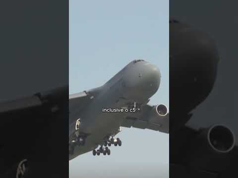 Assentos de avião ao contrário? #shorts