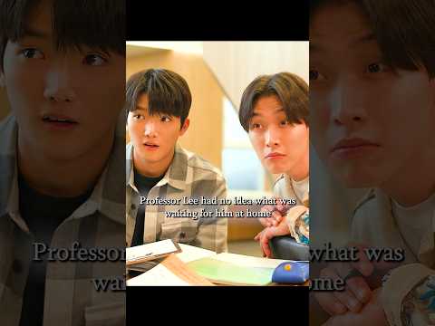 Professor Lee had no idea what was waiting for him at home#funny #shorts #foryou #shortvideo