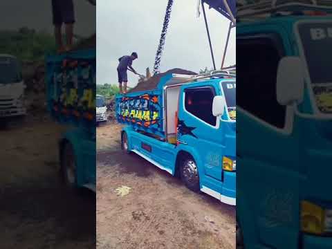 Dump Truk Canter Mbois Buat Muat Pasir #shorts