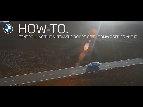 How To Use the Automatic Doors for the BMW 7 Series & BMW i7| BMW USA Genius How-To