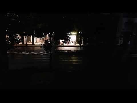 【京都ライブカメラ】京都市中心部・烏丸通の様子（京都市中京区）Live view of Karasuma Street in front of the Kyoto Shimbun