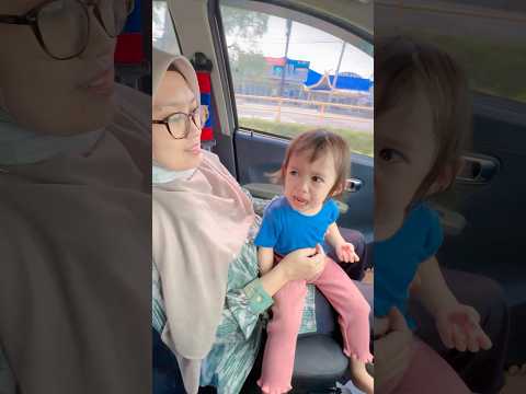Kali ini Eshana menangis anterin mama kerja #shorts #trending #mama