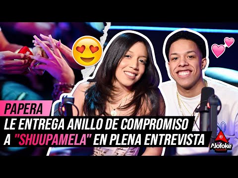 PAPERA LE ENTREGA ANILLO DE COMPROMISO A "SHUUPAMELA" EN PLENA ENTREVISTA ¿CUANDO ES LA BODA?