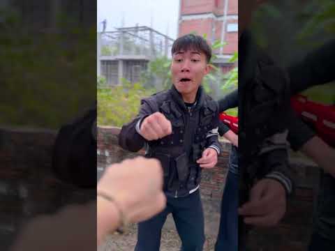 Alpha Hero helps Police get a GIFT that makes his teammates regret #17 #short #spiderman #alphahero