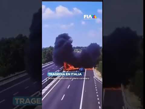 Trag3dia aérea | Un avión ligero se desplomó sobre una concurrida autopista en Brescia, Italia