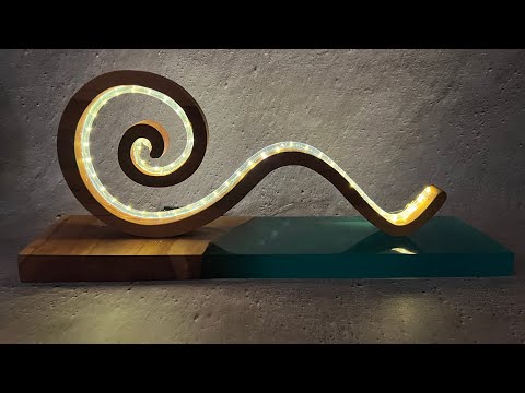 Wood and Epoxy Resin - DIY Lamp