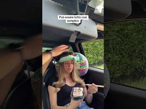 Basta un po’ di sushi, un cuscino ed una copertina e diventa tutto così tranquillo 😍 #pov #coppia