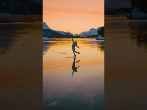 ❤️‍🔥 it’s the best feeling skating at sunset 🏔️#iceskating #figureskating #frozenlake #sunset #ice