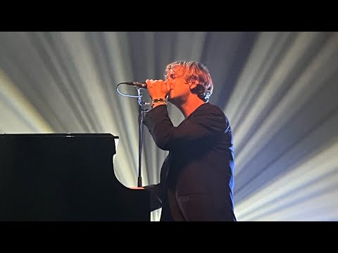 Tom Odell Somebody Else Live in Concert