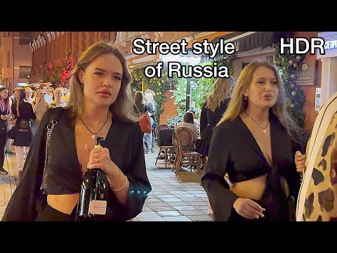 🔥Beautiful Russians Girls walk along the streets of Moscow🤩This is not Dubai or Monaco. lt's is Russ