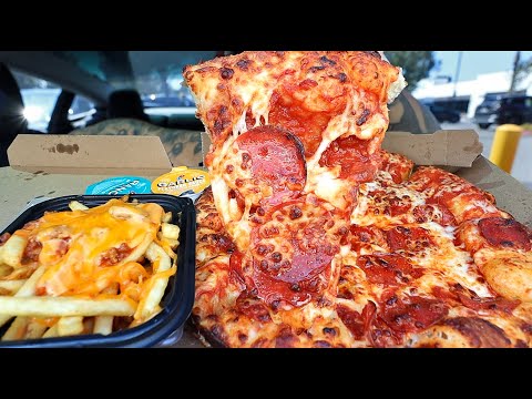 Domino's Pizza & Chilli Cheese Mukbang