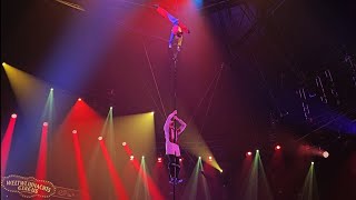 Weltweihnachtscircus Stuttgart 2025 De Tru Vietnam Perch Act Stangen Akt Zirkus Perche Kraft Balance