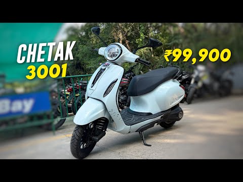2025 New Bajaj Chetak Detailed Walkaround Review | Better Range, Boot Space & More !