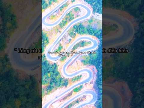 Đèo Mẻ Pia (Khâu Cốc Chà) là cung đường độc đạo nối xã Xuân Trường với trung tâm huyện Bảo Lạc