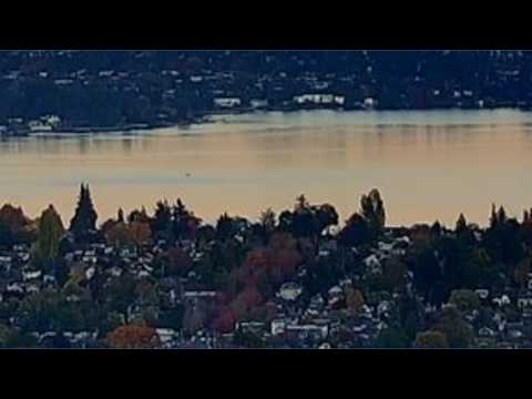 Sunset <strong>colors</strong> over Lake Washington