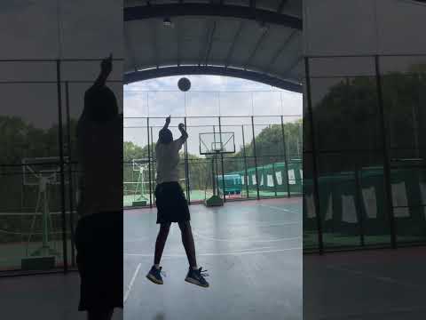 Day117. Locked in! By the way, that shot made by @stephcurry was insane! Fire! #yesthisisfantastic