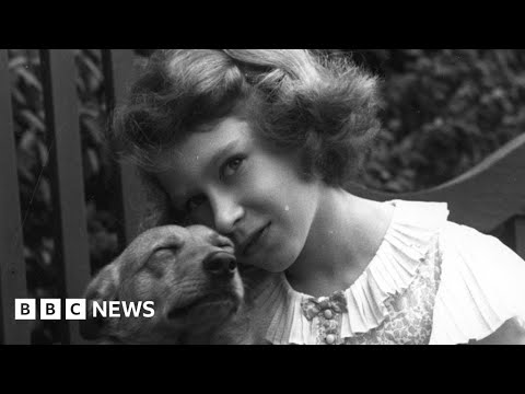 A queen in waiting: Elizabeth II’s childhood years – BBC News