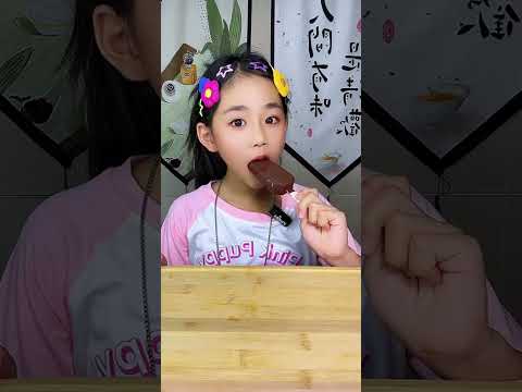 Heo mini và món ăn socola yêu thích #shorts #shortvideo #mukbang