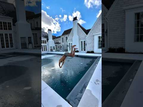 ⚠️ don’t try this cold plunge at home ⚠️￼