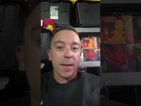 Everyone is too focused on the graph in Pokemon #pokemoncards #pokemon