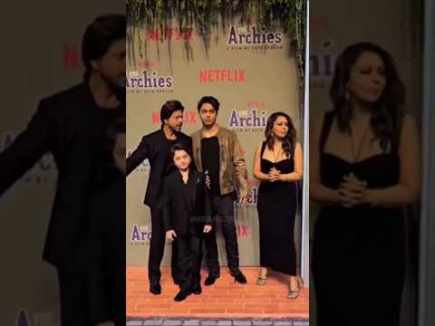 Shahrukh Khan ๐ Gauri Khan family ๐ kajol with son ๐ 4k status video #trending #youtube #hindisong