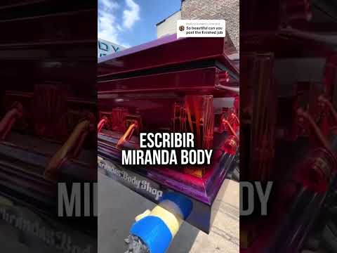 Pintan la tumba de su padre que los enseñó a pintar coches ⚰️🎨 #Shorts