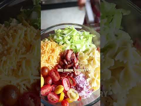 Bring the flavors of a classic BLT to your 4th of July party with this BLT Pasta Salad! #shorts