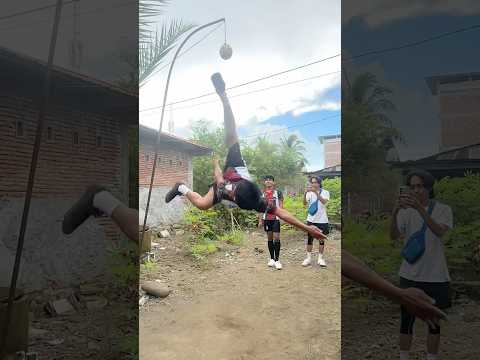 Latihan Bola Gantung di depan Atlit PON 😳😱#rollspike #sepaktakraw
