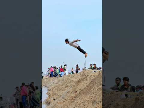 Please guys 🙏 support this channel🔥#shortsviral #backflip #teambackflip #stunt
