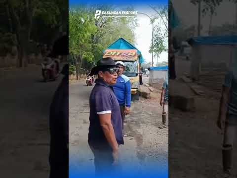 Sopir Truk Subang Selatan Gelar Aksi Tolak RUU ODOL di Gerbang Tol Cilameri #subang #shortvideo