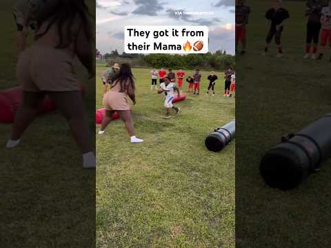 Where you think they got it from?!?🔥🏈 #football #MomsofTikTok #sports (via theburleys/ig)