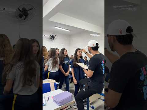 Vixe 😯 #shortsvideoviral #shorts #influencer #challenge #trending #comedia #escolamemes #professor