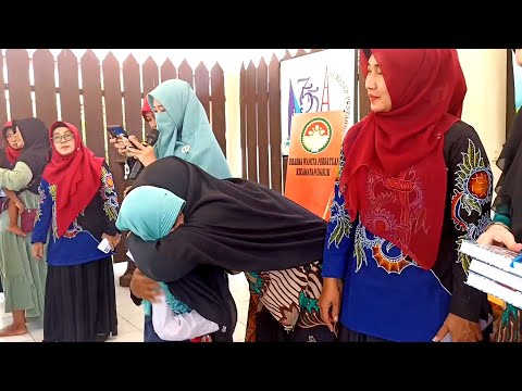 SANTUNAN YATIM PIATU | KANTOR KEC. DASUK | GRAB ALLAH