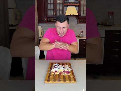 No cake girl by Tsuriki Show