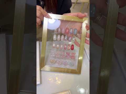 「やりたい色がひつともない」とTikTokで言われてしまったので、カラーチャートの見せ方を変更+100色以上を廃盤にしました😭