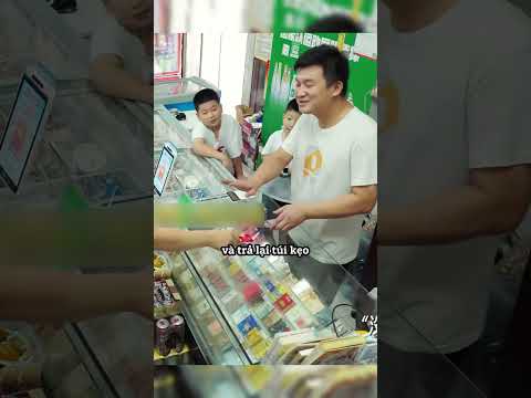 Người cha này đã dạy con một bài học quý giá ❤️🙏