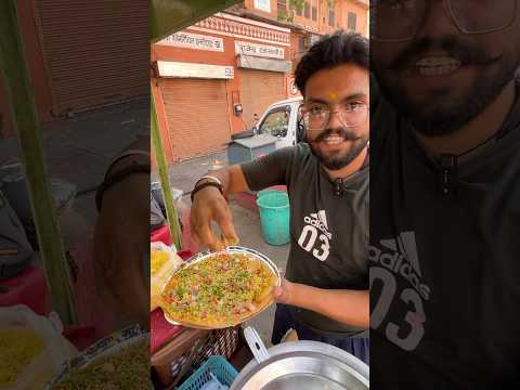 Rajasthan viral dal pakwan for 40/- 😍 #ytshorts #jaipur #explore #food #indiancuisine